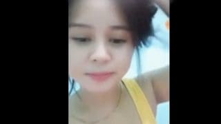 Pinay Vlogger Hindi Napigilan Ipalamas Ang Dede kay BF