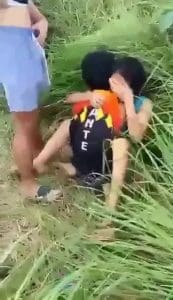 Bagong Viral sa damuhan nag tripping mga bagets